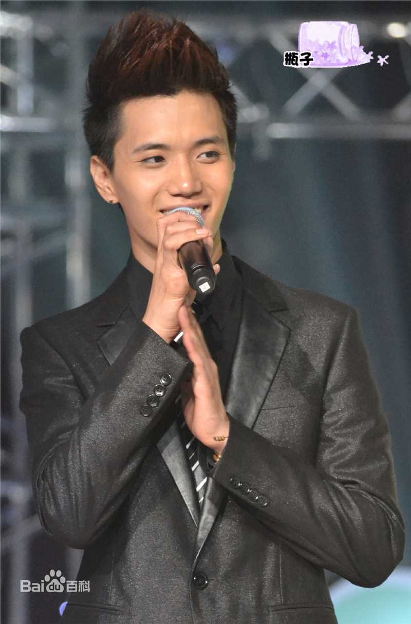 金恩圣(英文：Tanas 韩文：)2011_伍月活动前后照片