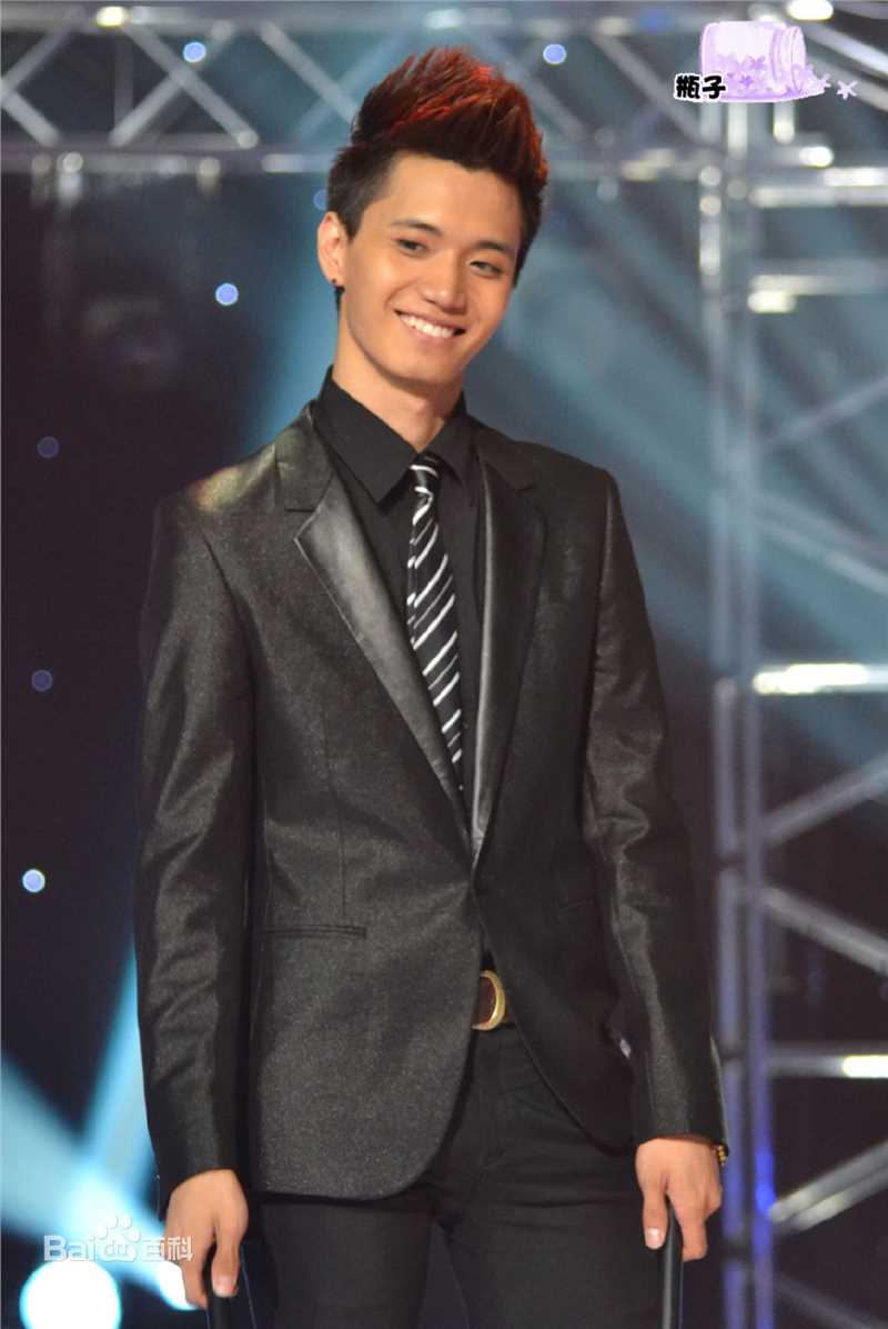 金恩圣(英文：Tanas 韩文：)2011_伍月活动前后照片