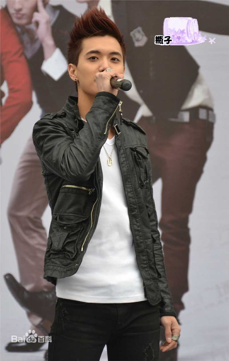 金恩圣(英文：Tanas 韩文：)2011_叁月活动图册