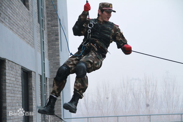 精选鲍春来(Bao Chunlai)在在《星兵报到》中中的图册