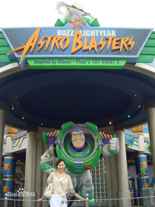 曲栅栅(QuShanshan)生活照性感图片图集