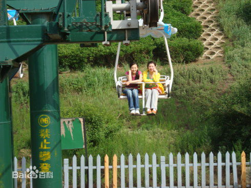 曲栅栅(QuShanshan)生活照性感图片图集