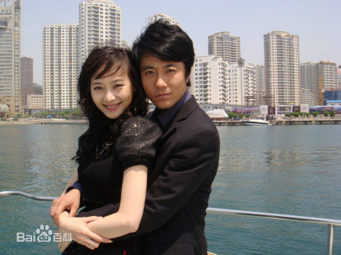 曲栅栅(QuShanshan)生活照性感图片图集