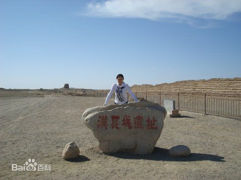 曲栅栅(QuShanshan)生活照性感图片图集