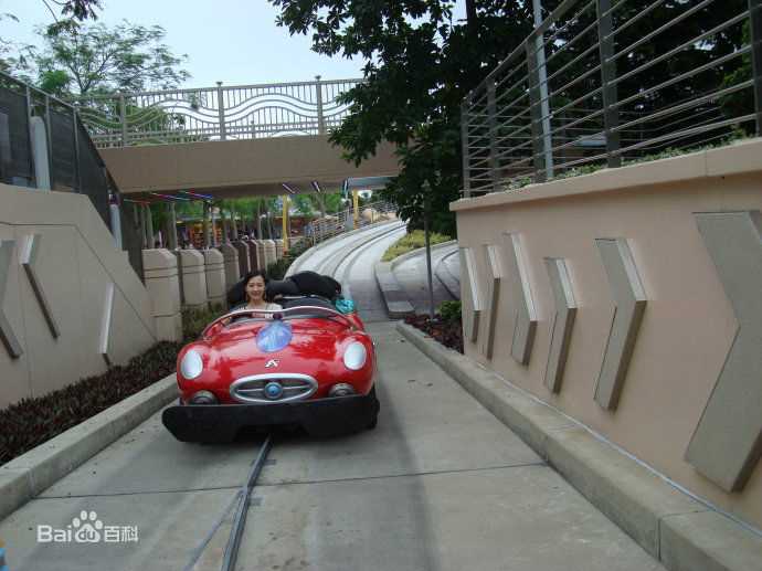 曲栅栅(QuShanshan)生活照性感图片图集