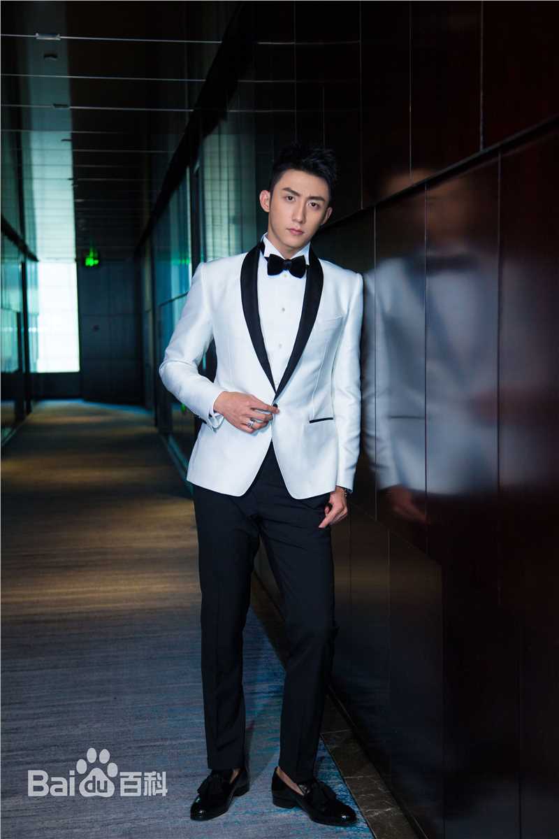 黄景瑜(Johnny)智族GQ年度人物盛典年度新锐艺人图片图集