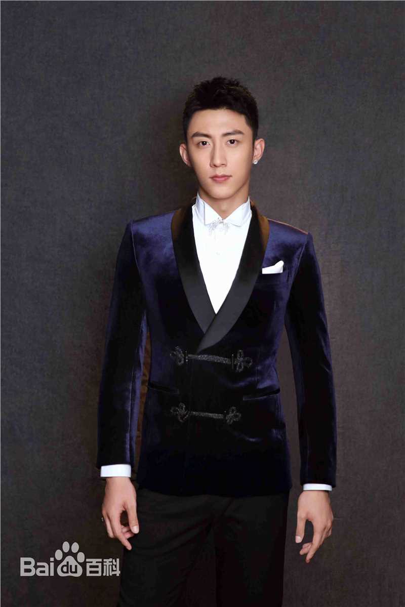 黄景瑜(Johnny)2017嘉人中国风超级盛典生活照相册