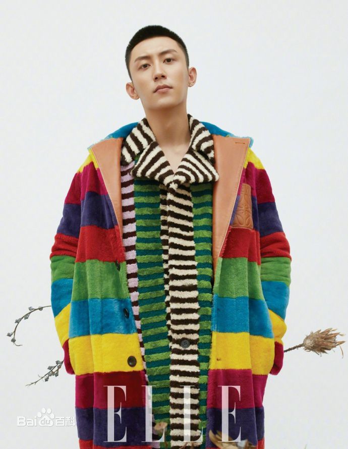 高清黄景瑜(Johnny)在《ELLE世界时装之苑》中的图集