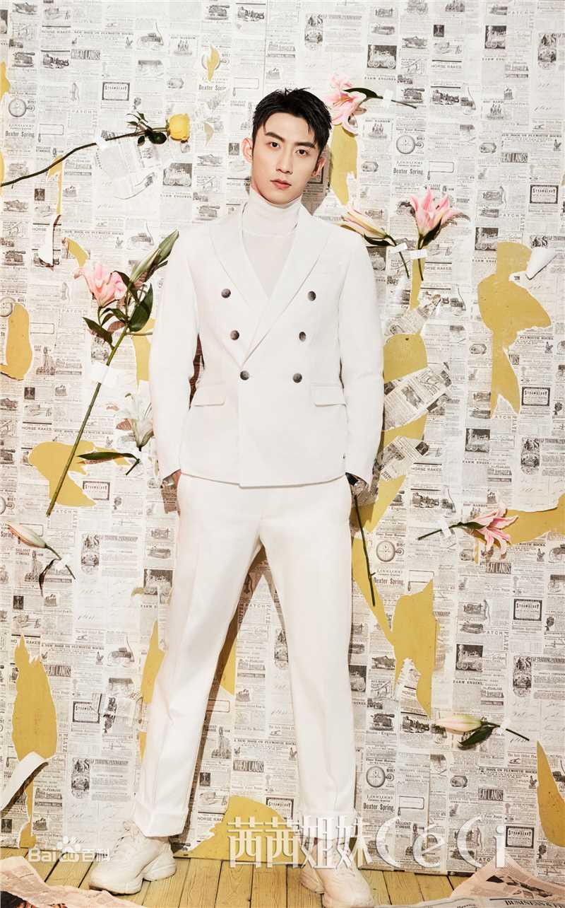 最优质黄景瑜(Johnny)在《茜茜姐妹》2017年3月刊中的相册