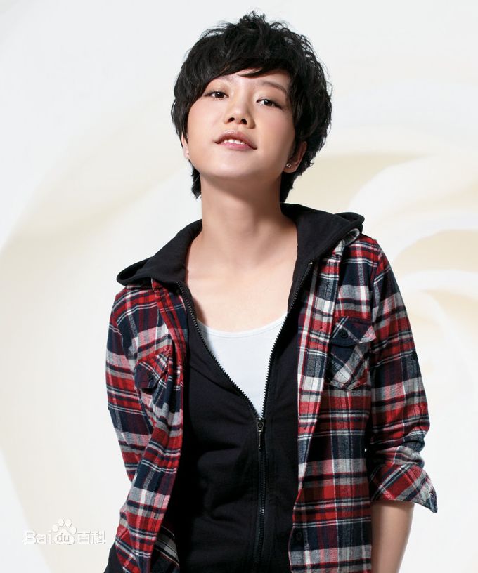 李霄云(Michelle Li)YISHION代言素颜照相册