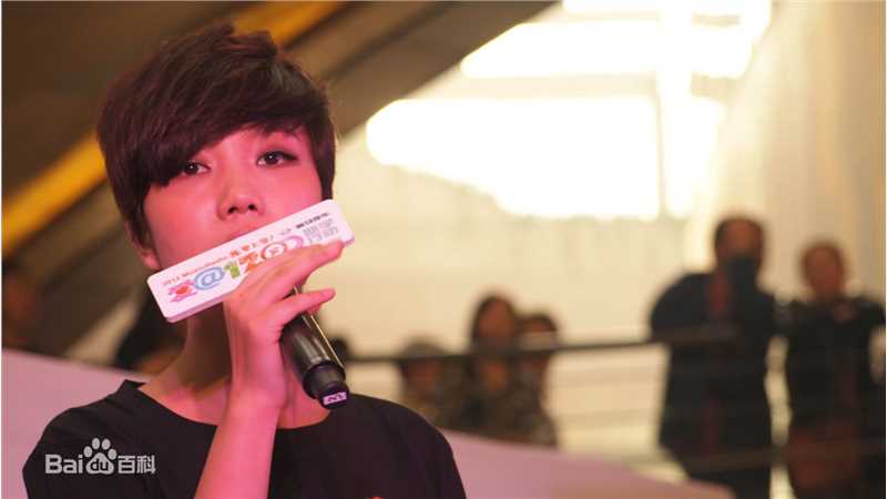 李霄云(Michelle Li)参加公益活动性感图片图集