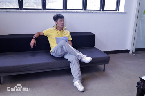 文杰(Winson)导演前后照片