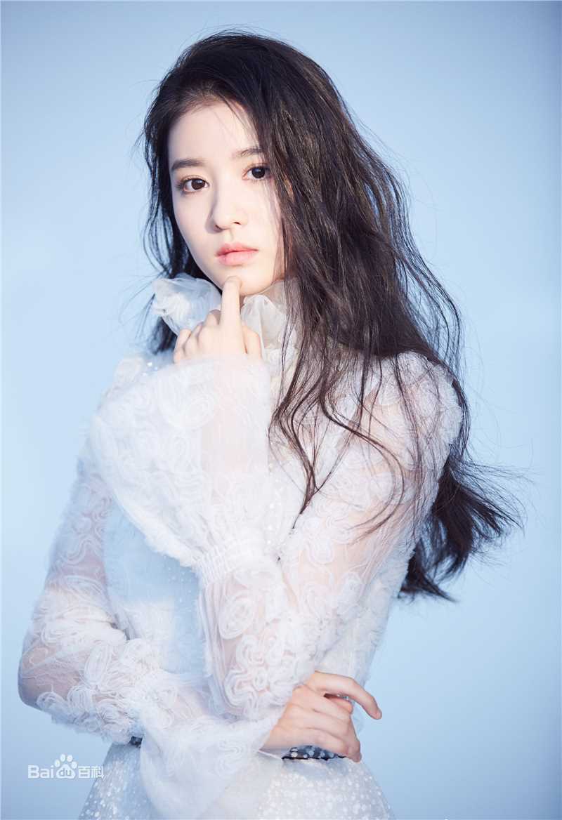 王楚然最新  仙气迷人壁纸