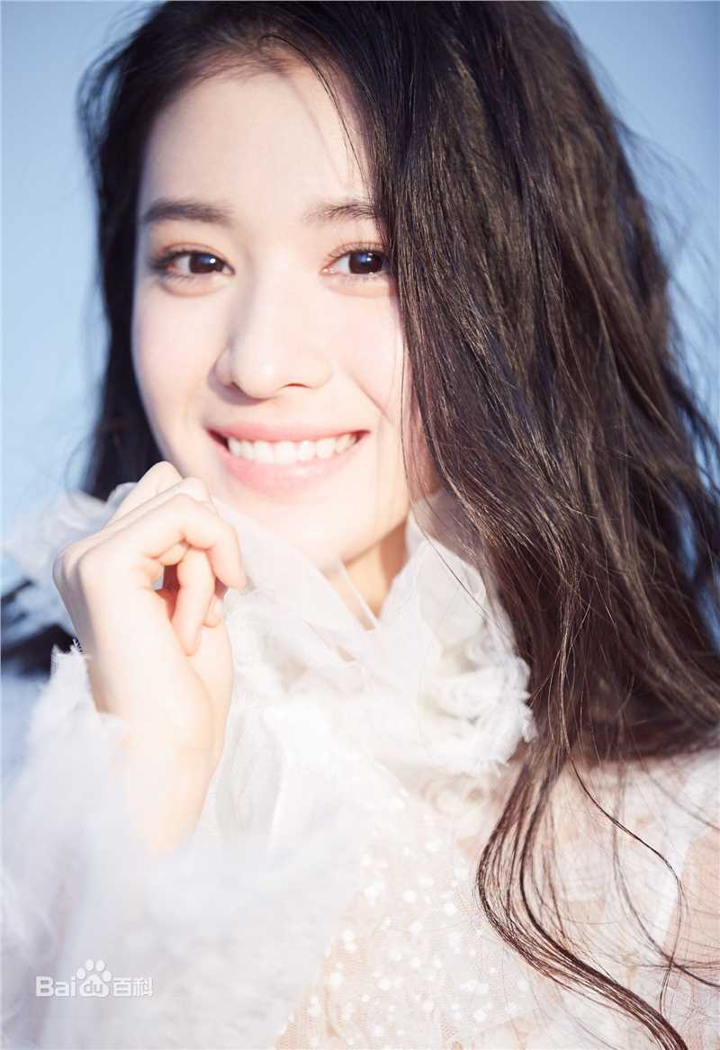 王楚然最新  仙气迷人壁纸