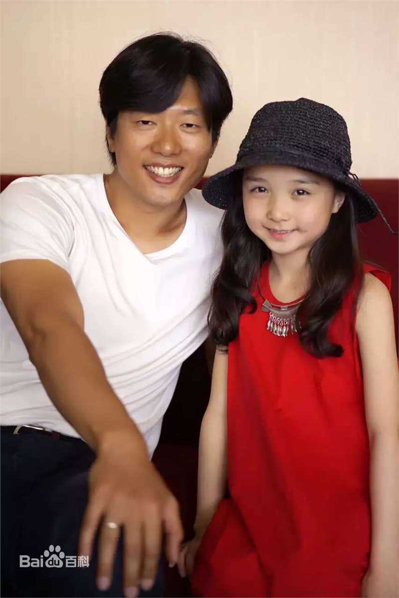 最优质法图麦·天缘(Fatimah)在电视剧《幸福在一起》发布会 现场照中的相册