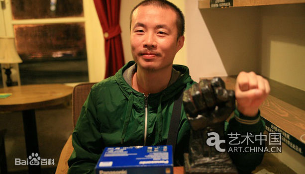 李睿珺前后照片