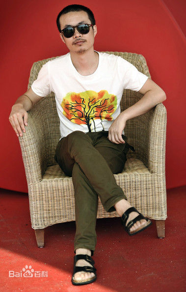 李睿珺前后照片