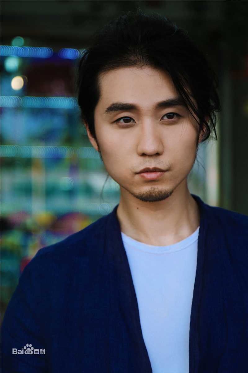 最新刘循子墨性感图片