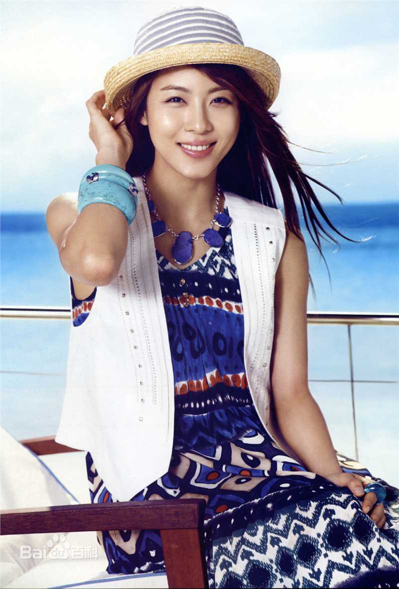 最新河智苑(HaJi Won)性感图片