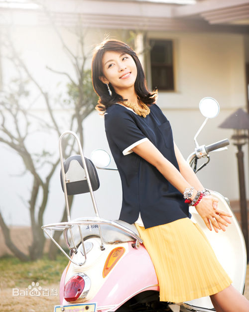 最新河智苑(HaJi Won)性感图片