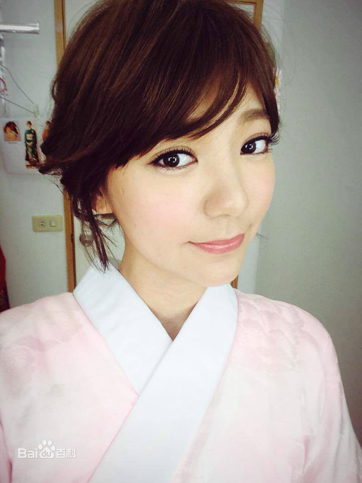 郭雪芙(Puff Kuo)生活照性感图片图集