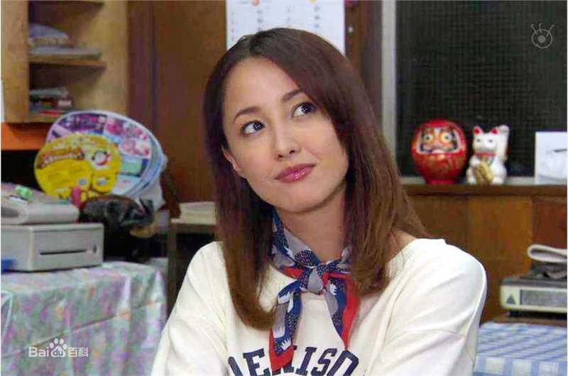 泽尻绘里香(沢尻エリカ、澤尻 エリカ、さわじり エリカ)前后照片