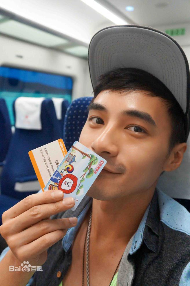 高清是元介(Jay)性感图片