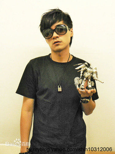 高清是元介(Jay)性感图片