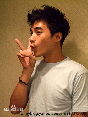 高清是元介(Jay)性感图片