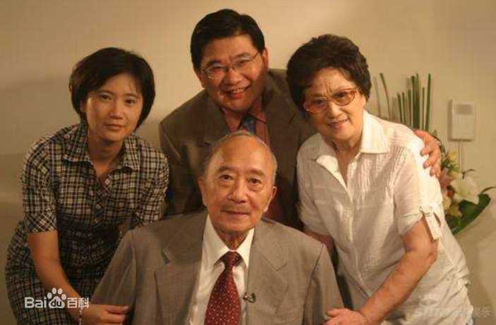 孙道临个人生活照素颜照相册