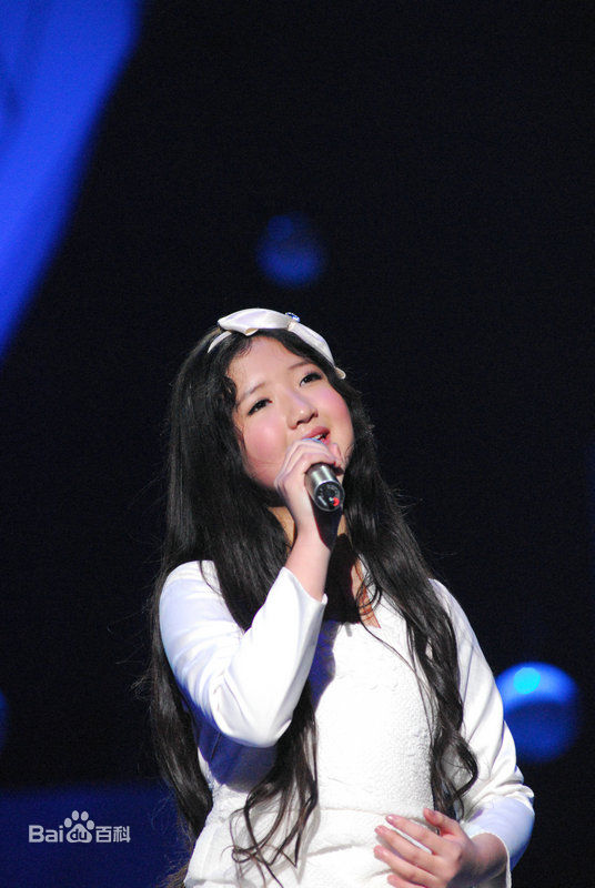 方圆(Fiona Fang)电视节目性感图片图集