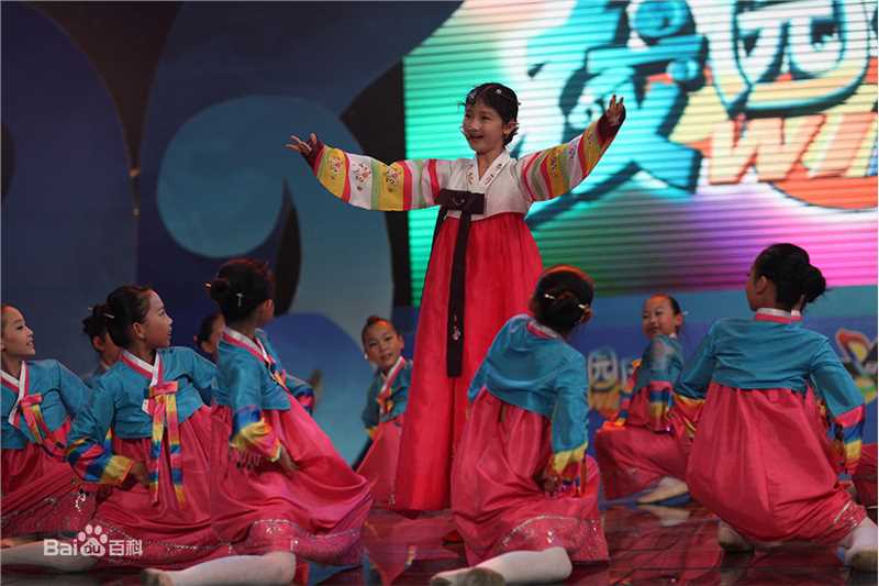 方圆(Fiona Fang)电视节目性感图片图集