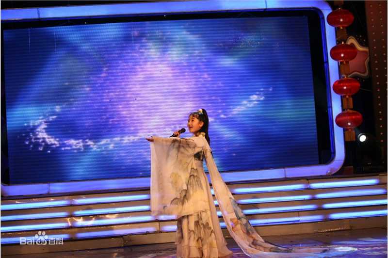 方圆(Fiona Fang)电视节目性感图片图集