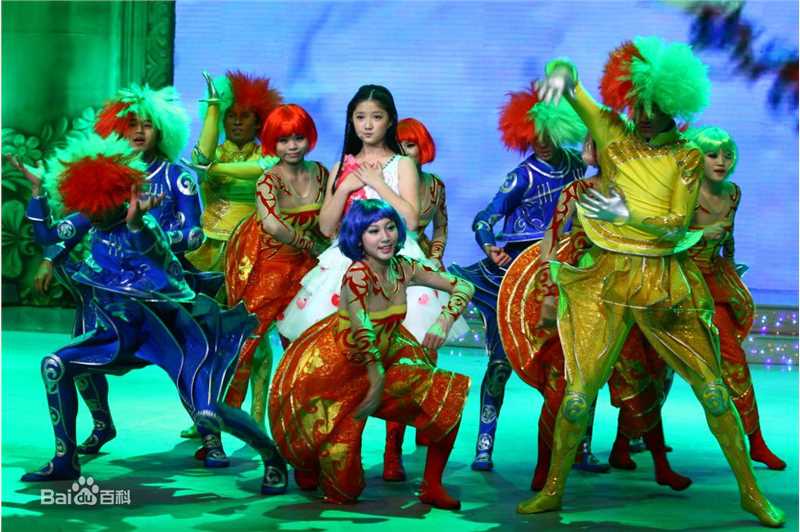 方圆(Fiona Fang)电视节目性感图片图集