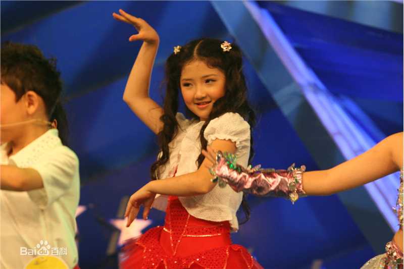 方圆(Fiona Fang)电视节目性感图片图集