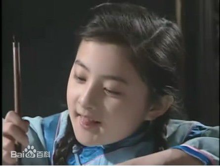 最优质金铭在1992年 3月《青青河边草》饰演：小草中的