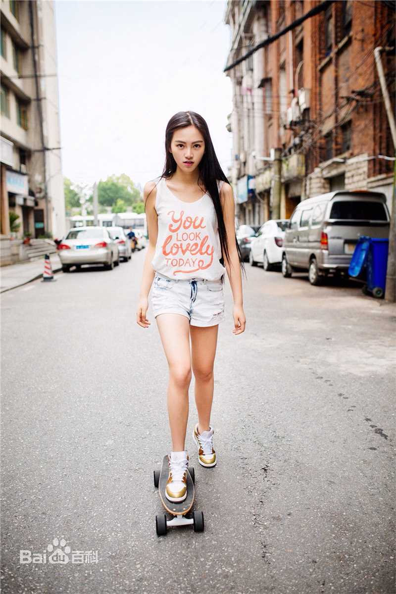 黄灿灿高清，运动图集