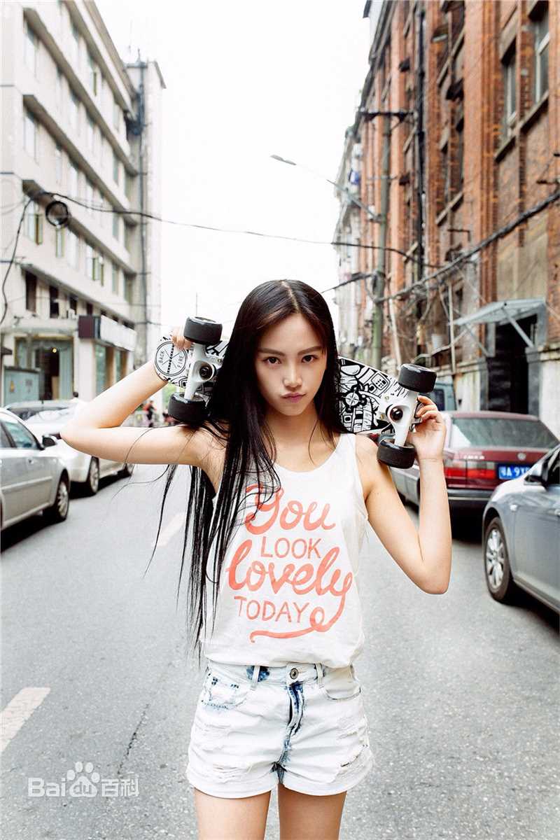 黄灿灿高清，运动图集