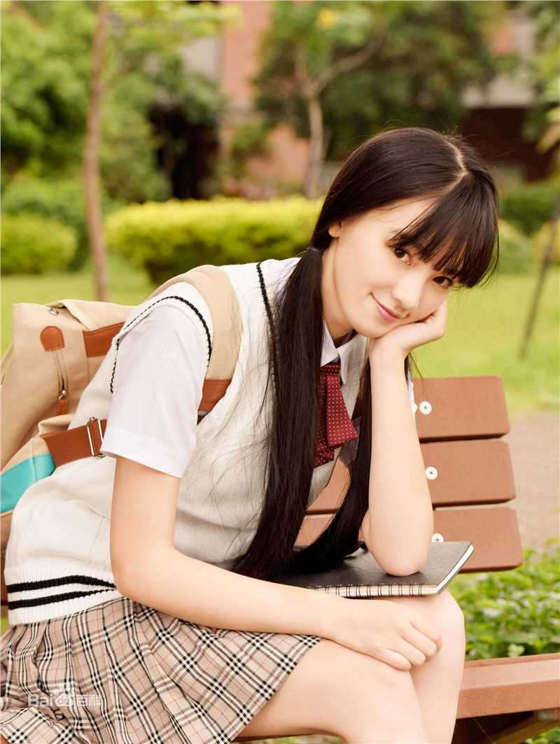 黄灿灿电影《半数少女》最优质剧照