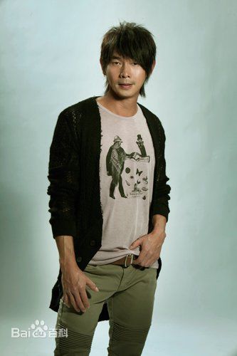 黄品源(Huang Pinyuan)图片素颜照相册