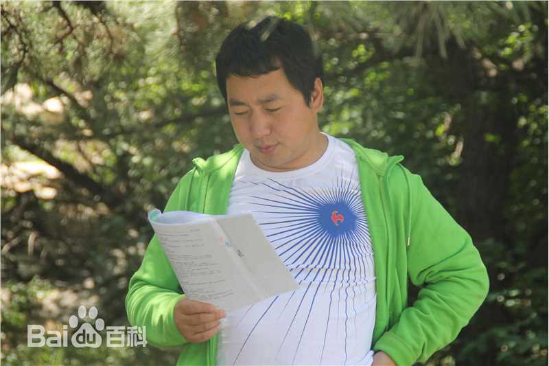 刘礴导演前后照片