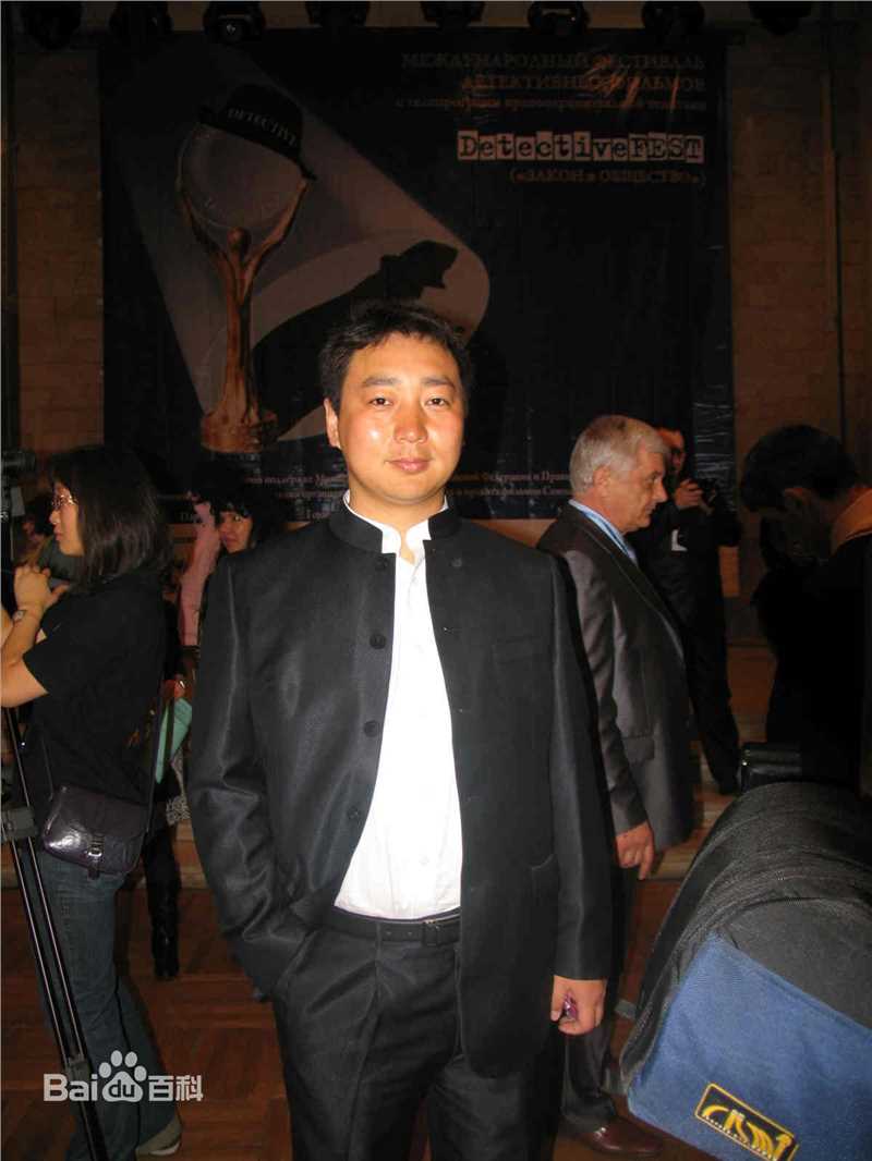 刘礴导演素颜照相册