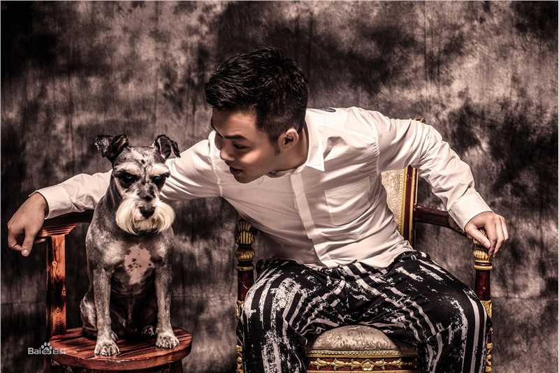 崔志佳宣传照图片图册