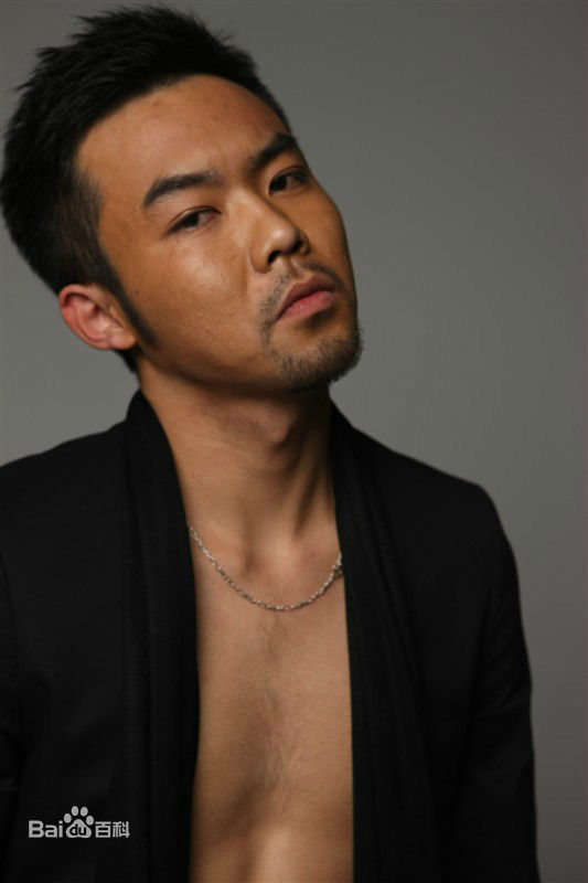 崔志佳宣传照图片图册