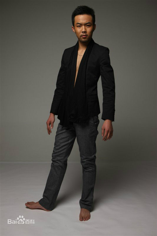 崔志佳宣传照图片图册