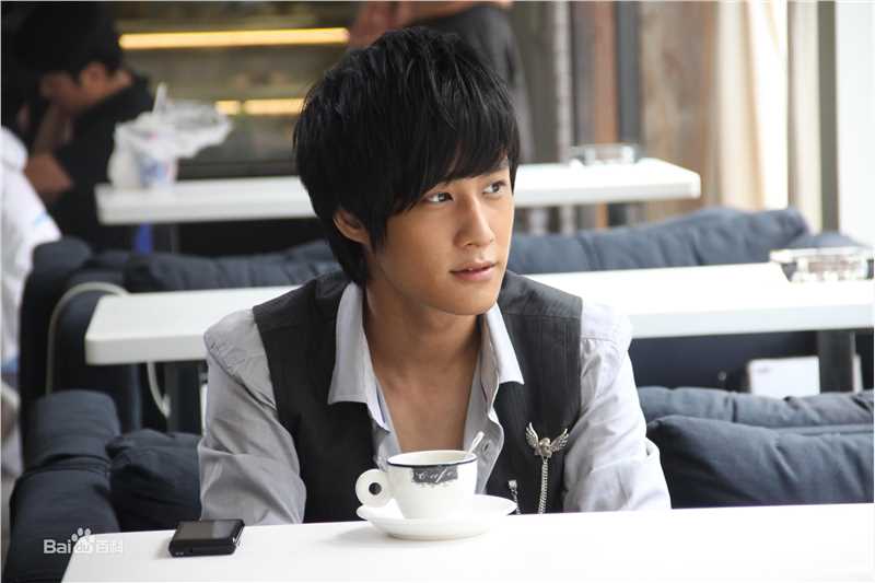 韩承桓()男得有爱前后照片