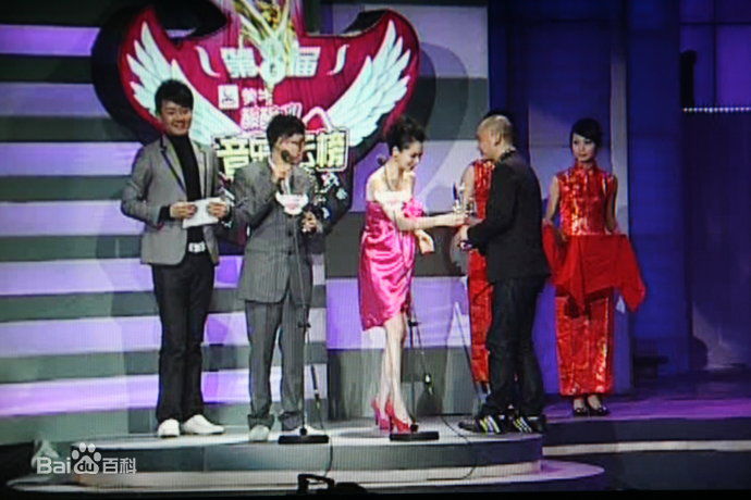 仲衡颁奖和签售相册性感图片图集