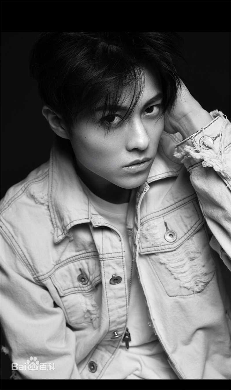 邱胜翊(Prince)最新图集