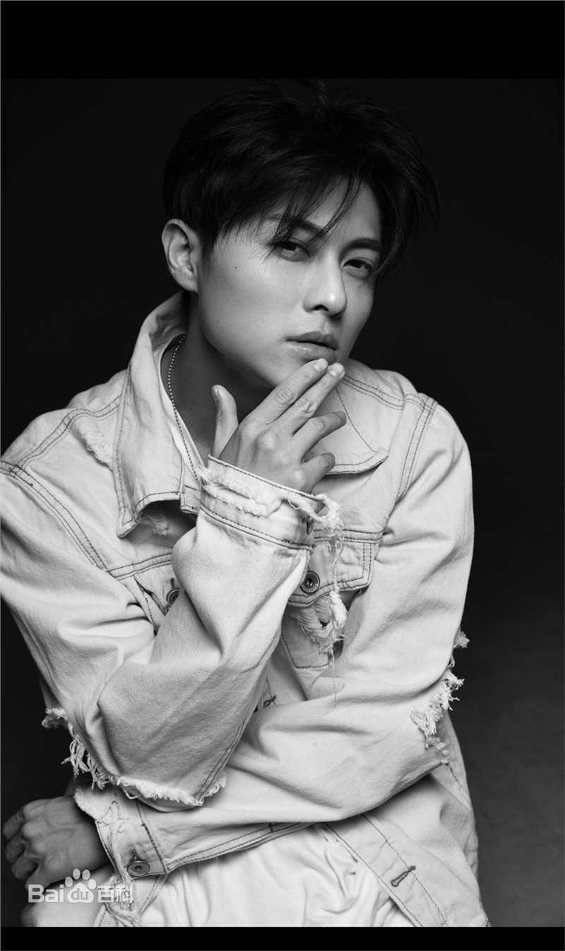 邱胜翊(Prince)最新图集