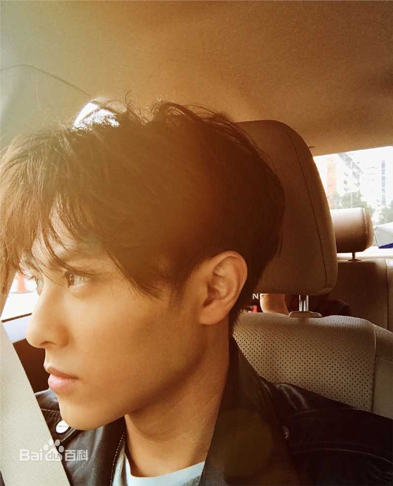 邱胜翊(Prince)微博更新1生活照相册